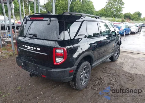 2021 Ford Bronco Sport Badlands z USA, uszkodzony, nr VIN 3FMCR9D9XMRB37335